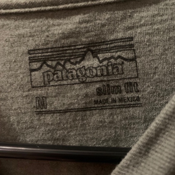 Men’s med Patagonia tshirt new - Picture 2 of 2